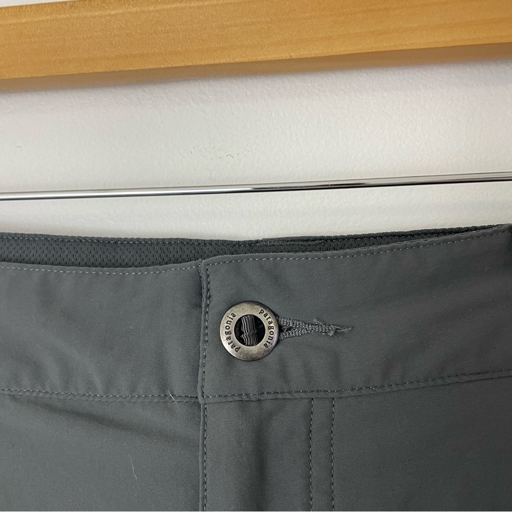 Patagonia Men’s Quandary Gray Shorts Size 38 Outdoor Hiking Athletic - Picture 3 of 8